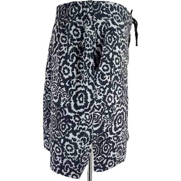 RipSkirt Hawaii Sport Skirt Length 2 Womens Large Night Blooms Floral Tie Waist - Picture 4 of 12